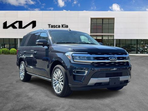 Used 2024 Ford Expedition Limited AWD/4WD image 1