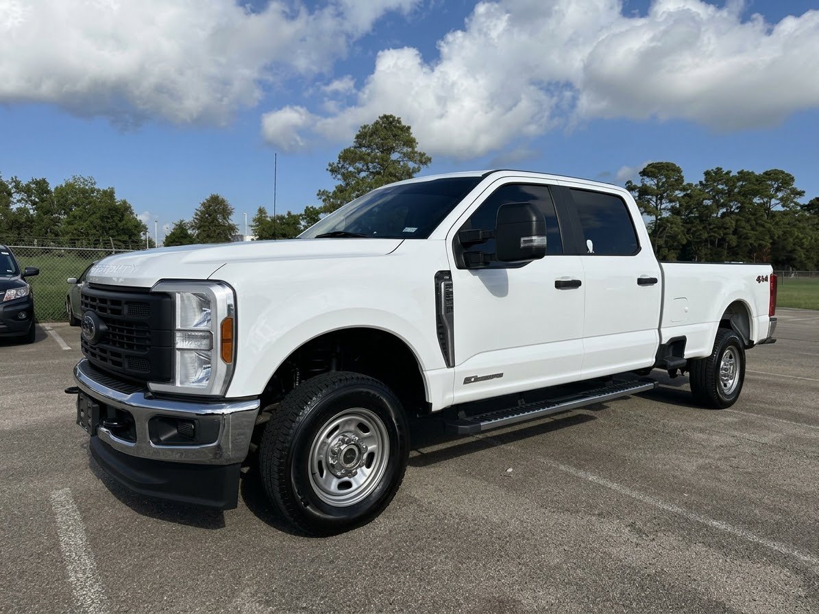 Used 2024 Ford F250 XL w/ XL Chrome Package AWD/4WD image 4