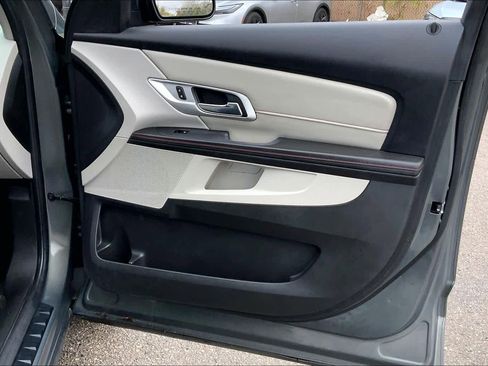 Used 2013 GMC Terrain SLE image 21