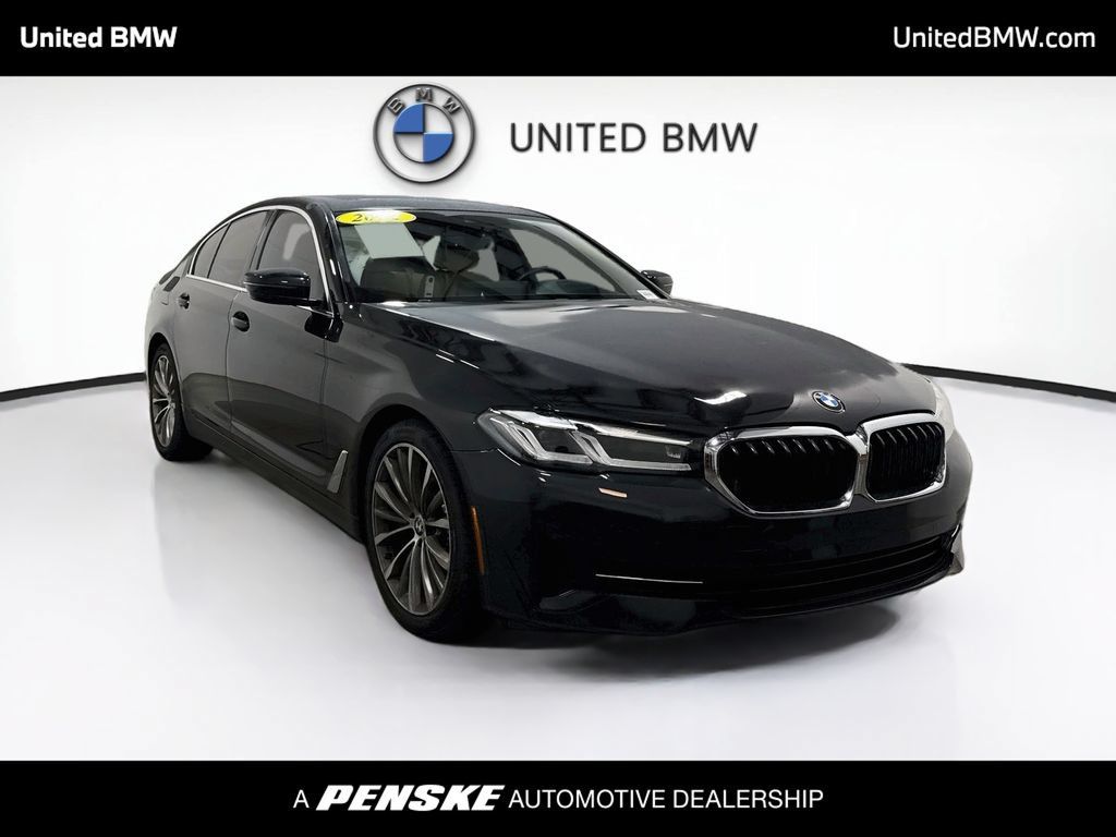 Used 2022 BMW 530i w/ Premium Package RWD image 3