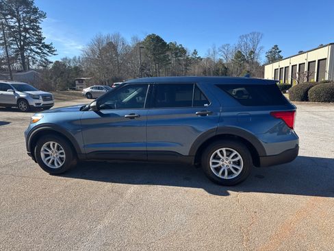 Used 2020 Ford Explorer Base image 8