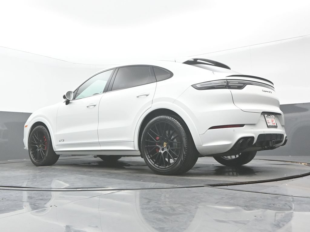 Used 2021 Porsche Cayenne GTS AWD/4WD image 34