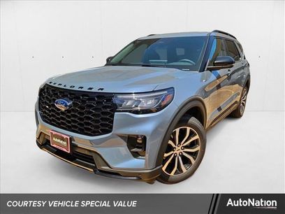 New 2025 Ford Explorer ST-Line w/ Premium Package