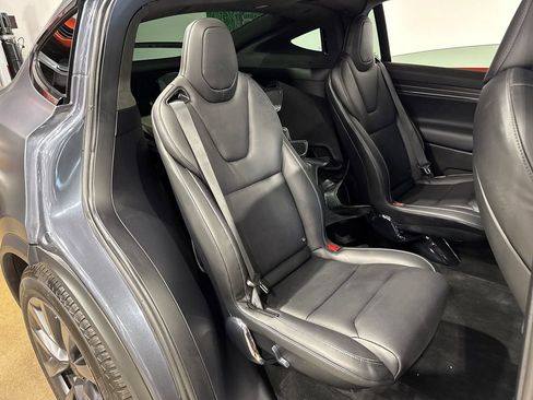 Used 2022 Tesla Model X Plaid AWD/4WD image 17