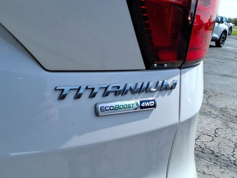 Used 2019 Ford Escape Titanium AWD/4WD image 7