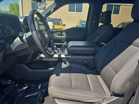 Used 2022 Ford F150 XLT w/ Equipment Group 302A High image 16