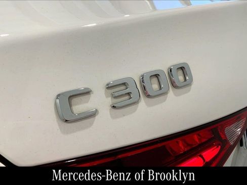 Used 2022 Mercedes-Benz C 300 4MATIC Sedan image 11