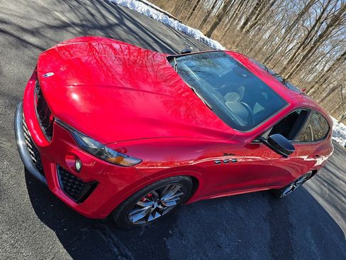 Used 2023 Maserati Levante Modena image 64