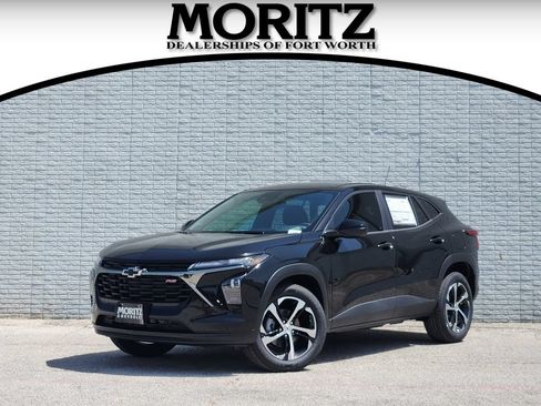 New 2026 Chevrolet Trax RS w/ Driver Confidence Package FWD image 1