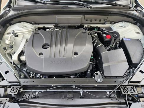 New 2026 Volvo XC60 B5 Ultra w/ Protection Package Premier image 19