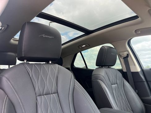 Used 2023 Buick Envision Avenir AWD/4WD image 47
