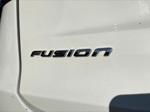 Used 2020 Ford Fusion Energi Titanium image 30