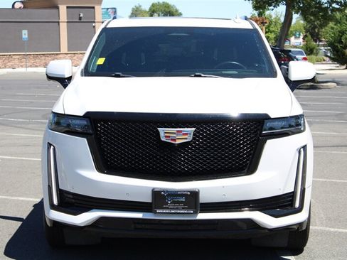 Used 2022 Cadillac Escalade ESV Sport Platinum AWD/4WD image 5