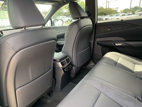 Certified 2024 Lexus RX 350 FWD w/ Convenience Package image 33