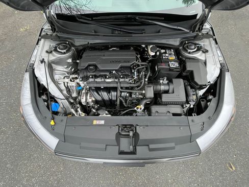 Used 2025 Kia K4 LXS image 31