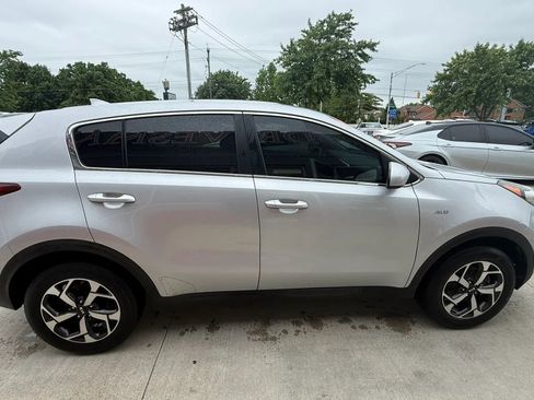 Used 2020 Kia Sportage LX AWD/4WD image 7