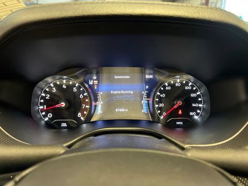 Used 2022 Jeep Compass Latitude AWD/4WD image 22