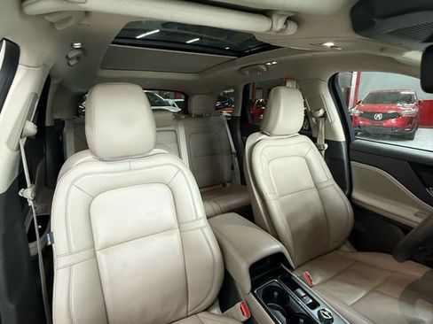 Used 2023 Lincoln Corsair Reserve w/ Equipment Group 201A image 20