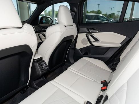 New 2026 BMW X2 xDrive28i w/ Technology Package AWD/4WD image 9