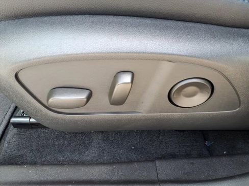 New 2026 Chevrolet Equinox EV LT image 14