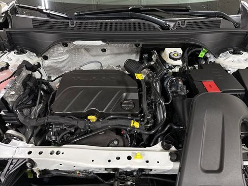 New 2026 Buick Envista Sport Touring FWD image 25
