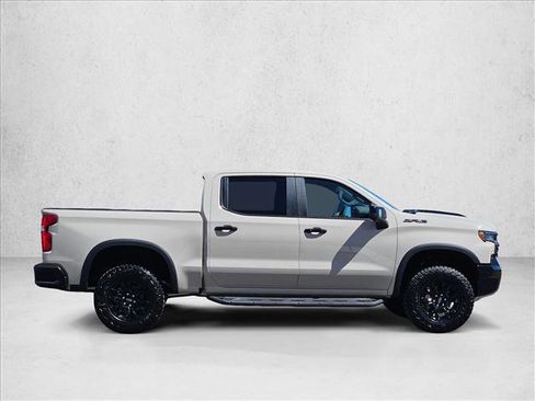 New 2026 Chevrolet Silverado 1500 ZR2 w/ Dark Appearance Package AWD/4WD image 5