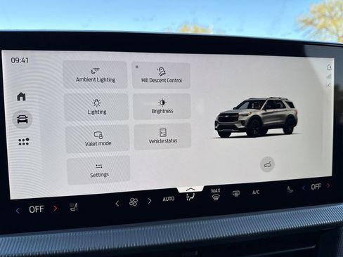 New 2026 Ford Explorer Tremor w/ Tremor Convenience Package image 28