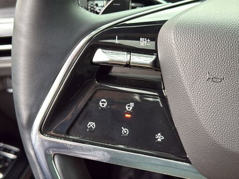 Certified 2025 Cadillac Escalade ESV Sport w/ Touring Package image 16