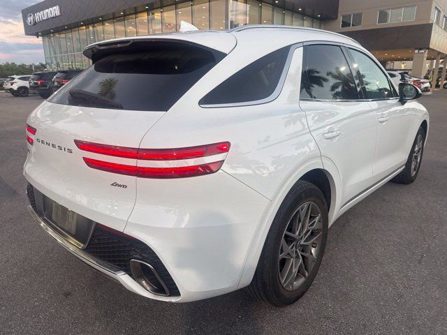 Used 2024 Genesis GV70 2.5T AWD/4WD image 6