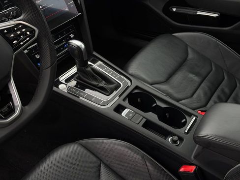 Used 2021 Volkswagen Arteon SEL Premium image 25