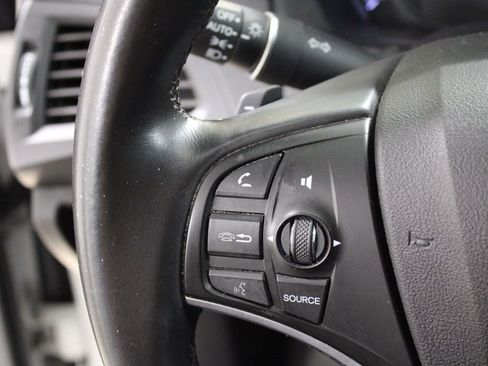 Used 2020 Acura MDX FWD image 23