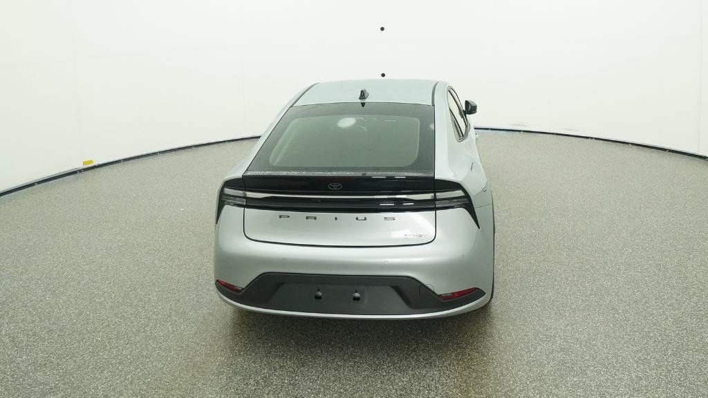 New 2026 Toyota Prius Plug-In Hybrid FWD image 10