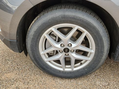 Used 2024 Ford Edge SEL AWD/4WD image 7