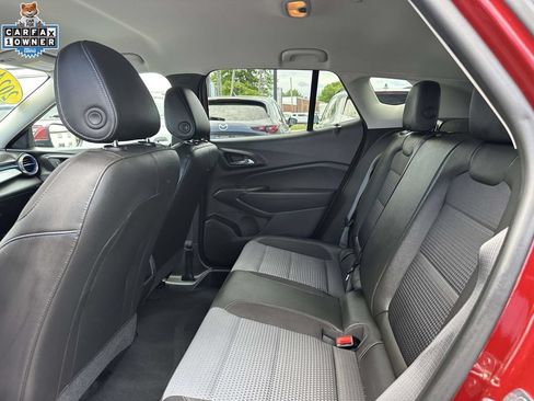 Used 2024 Chevrolet Trax LT w/ Driver Confidence Package FWD image 10