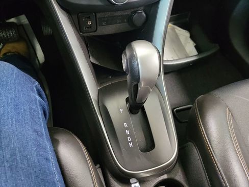 Used 2018 Chevrolet Trax LT w/ LT Convenience Package image 38