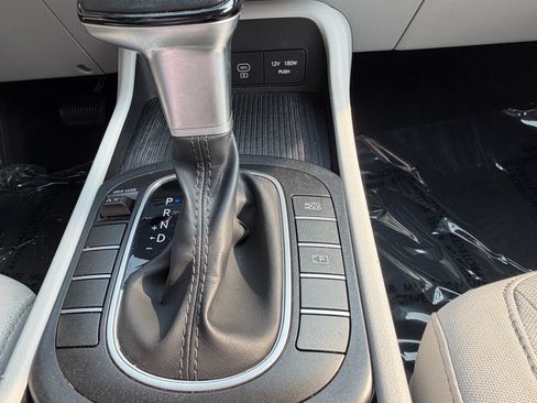 Used 2024 Hyundai Kona SEL FWD image 35