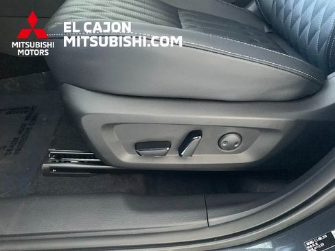 New 2026 Mitsubishi Outlander SEL image 12