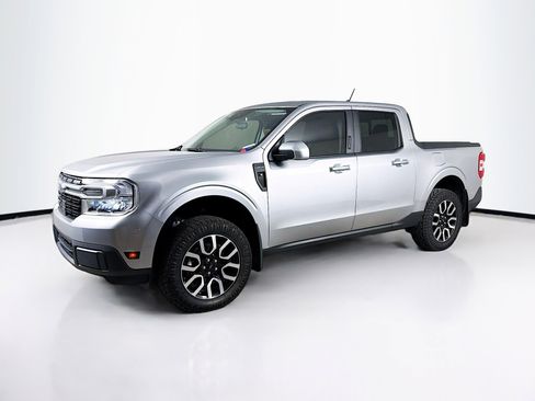 Used 2022 Ford Maverick Lariat w/ Lariat Luxury Package image 4