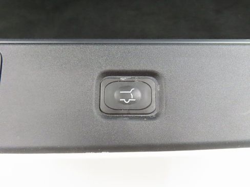 Used 2025 Ford Expedition Max Platinum w/ Platinum Ultimate Package image 37