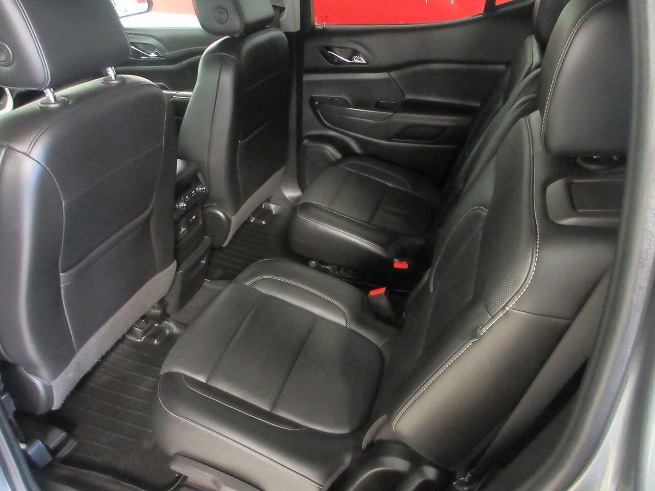 Used 2021 GMC Acadia SLT AWD/4WD image 18