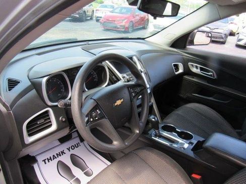 Used 2017 Chevrolet Equinox LS AWD/4WD image 11