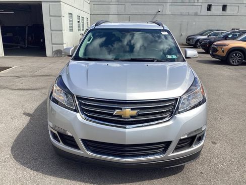Used 2017 Chevrolet Traverse LT AWD/4WD image 2