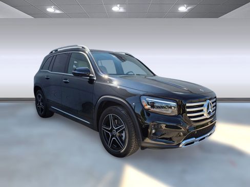 New 2026 Mercedes-Benz GLB 250 4MATIC image 6