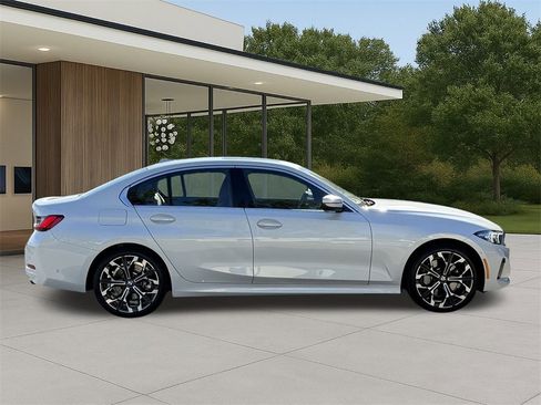 Used 2025 BMW 330i Sedan w/ Parking Assistance Package image 6