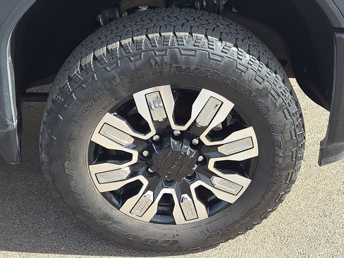 Used 2024 GMC Sierra 2500 Denali w/ Technology Package image 7