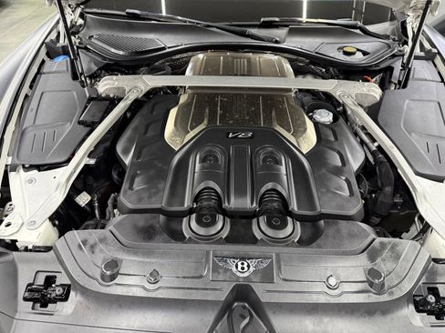 Used 2020 Bentley Continental GT image 26