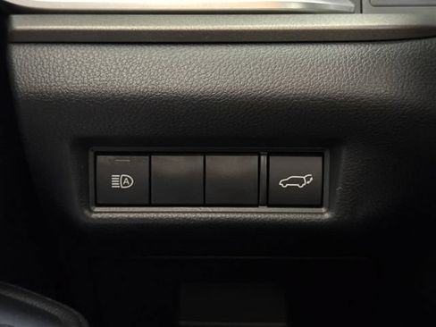 Used 2024 Toyota Grand Highlander AWD image 37