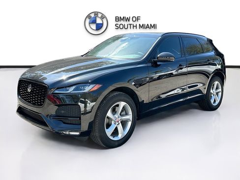 Used 2023 Jaguar F-PACE S image 3