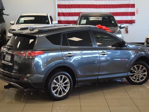 Used 2018 Toyota RAV4 Limited w/ Advanced Technology Package AWD/4WD image 19