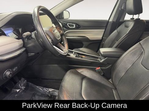 Used 2022 Jeep Compass Limited image 8